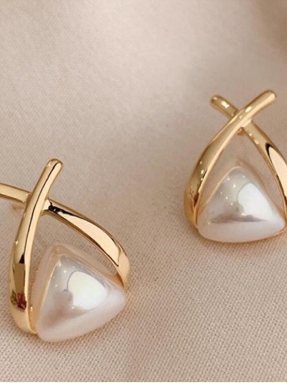 BohemianpearlstudearringsM55